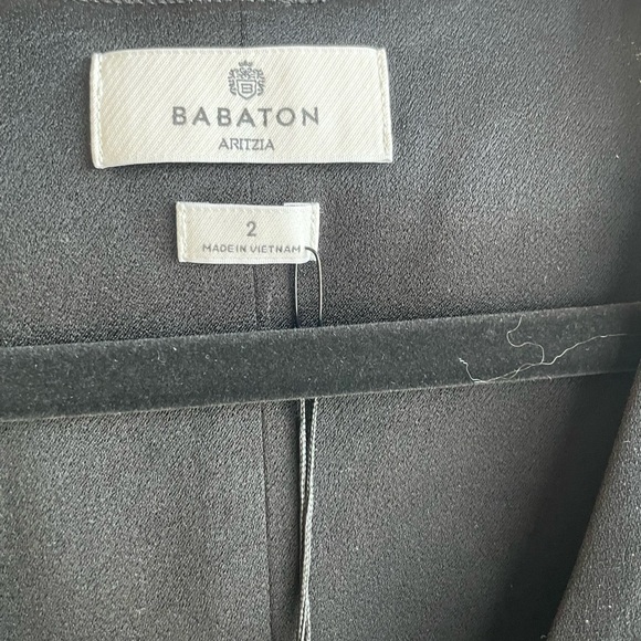 Aritzia Babaton Black Sleeveless Deniro Vest - Picture 3 of 5